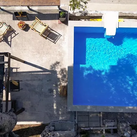 Holiday home Sun Mistral