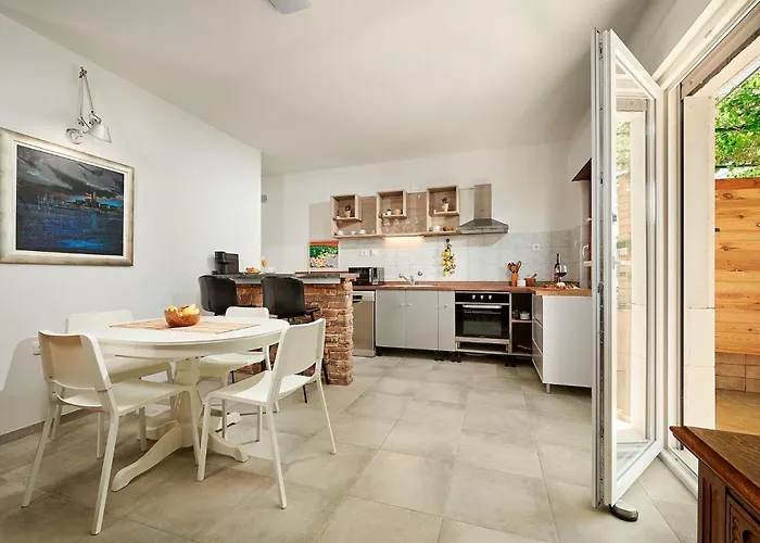 Holiday home Sun Mistral